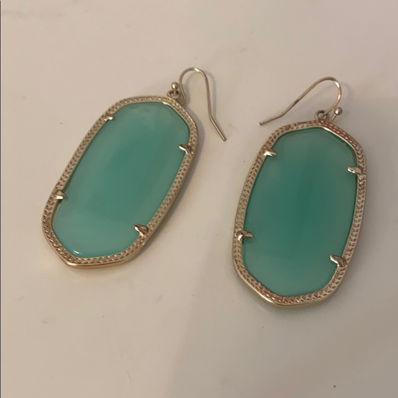 Kendra scott Elle earrings - Picture 2 of 2